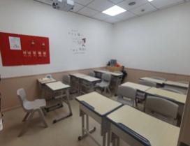 宽敞的教室