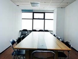 宽敞的会议室