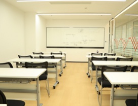 宽敞整洁的教室