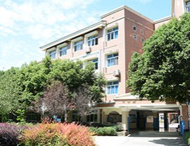 温馨的小学教学楼