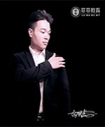 向新龙